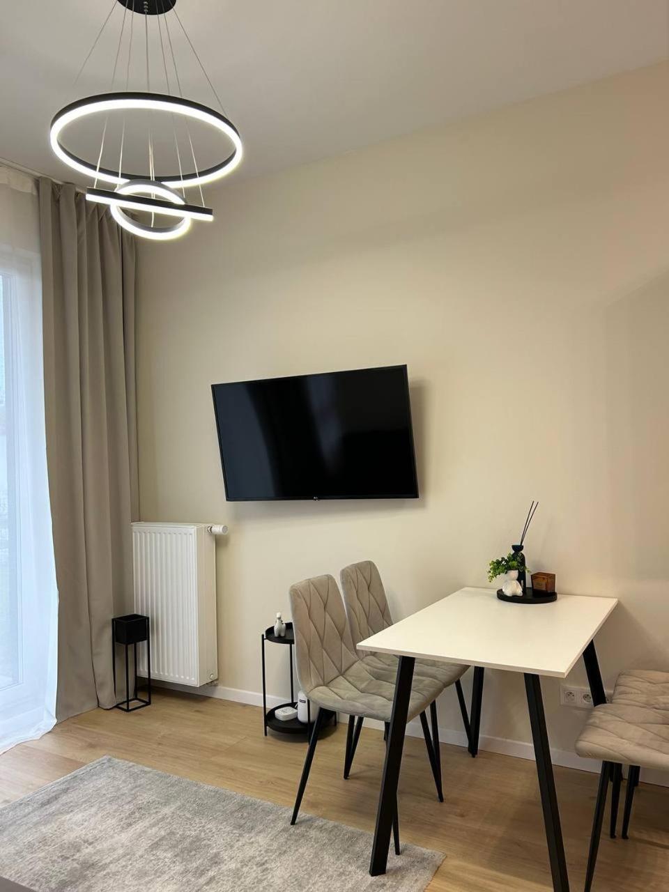 Warsaw Airport Apartment Esterno foto