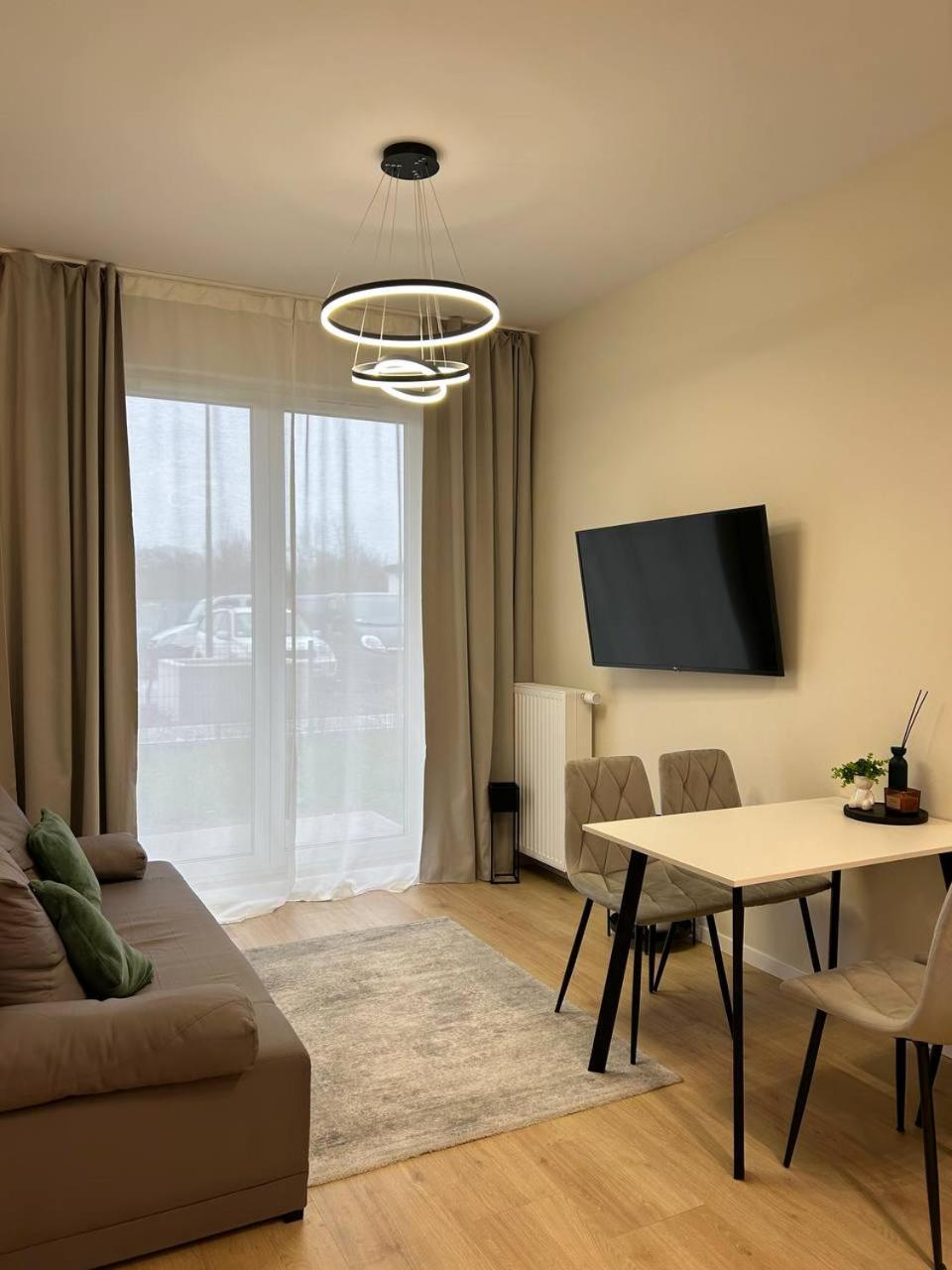 Warsaw Airport Apartment Esterno foto
